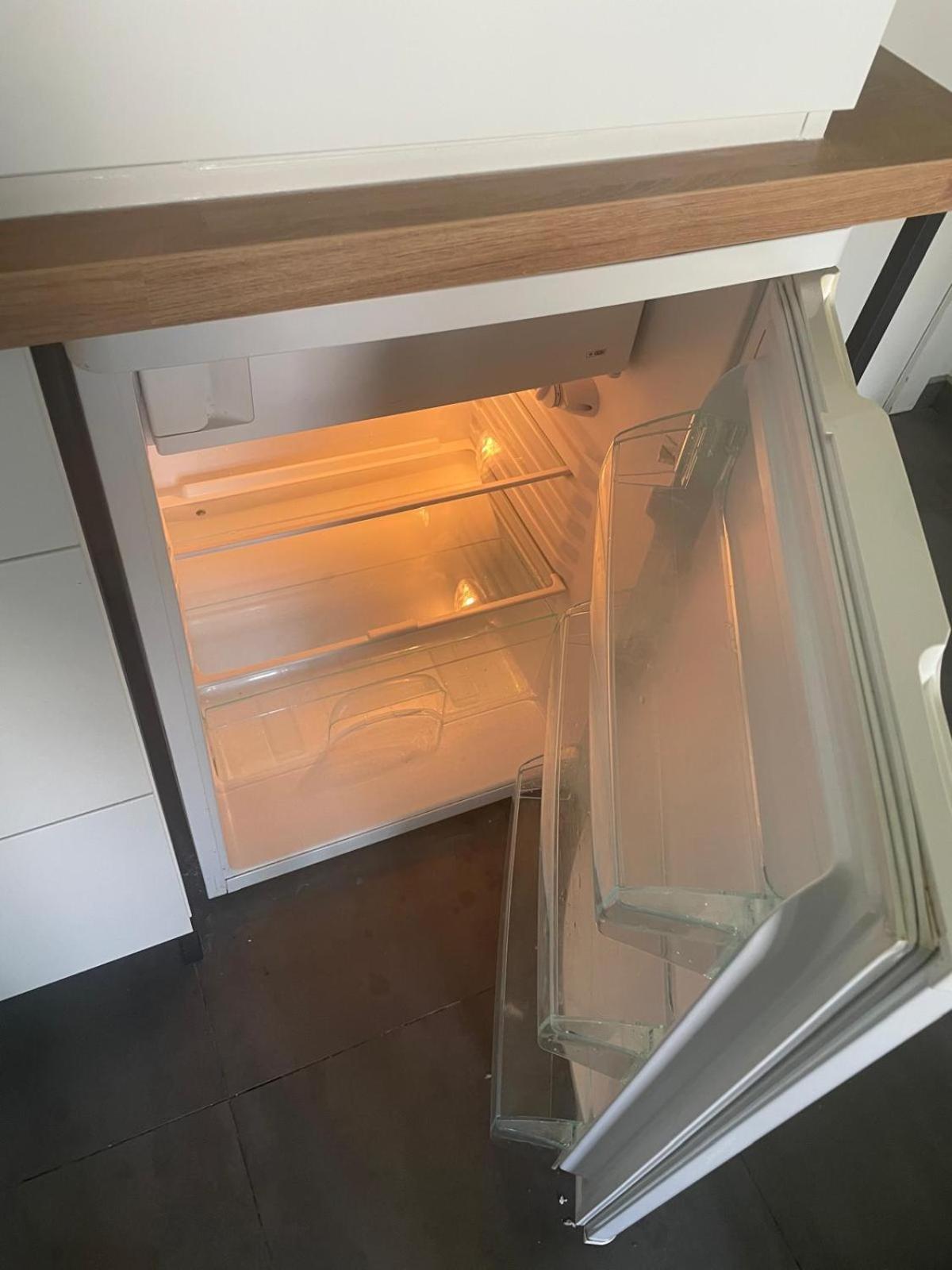 One Bedroom Fully Equipped Apartment With Terrace บรัสเซลส์ ภายนอก รูปภาพ