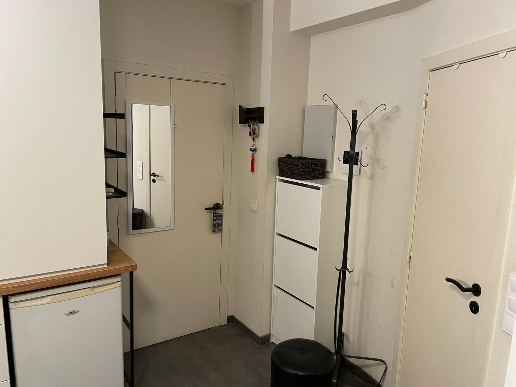 One Bedroom Fully Equipped Apartment With Terrace บรัสเซลส์ ภายนอก รูปภาพ